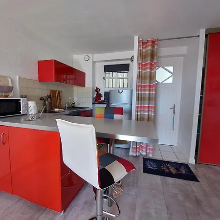 Vaux-sur-mer, 2 Pieces, 4 Personnes - Fr-1-550-76 Appartement Vaux-sur-Mer