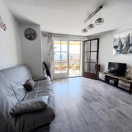 Vaux-sur-mer, 2 Pieces, 4 Personnes - Fr-1-550-76 Appartement *